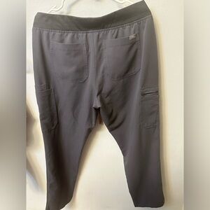 Grey figs size large